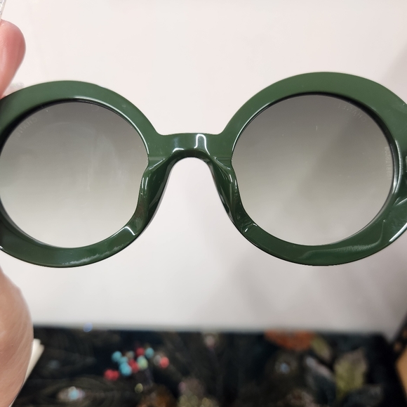 Chanel Green Sunglasses - Picture 9 of 10